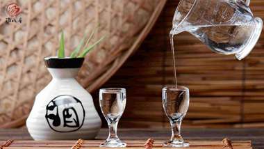茅台镇企业定制酒多场景全覆盖，汤八斗源头酒厂实力出圈！